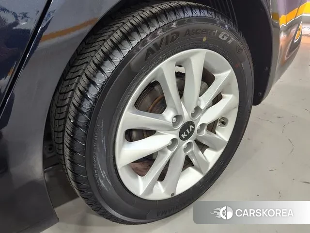 Kia Carnival 4th generation id 3378940 из Кореи 15