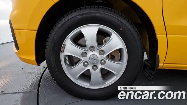 Hyundai The New Grand Starex id 2484199 из Кореи 15