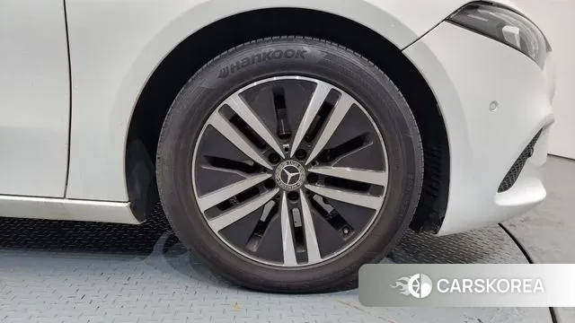 Mercedes-Benz A-Class W177 id 3764138 из Кореи 15