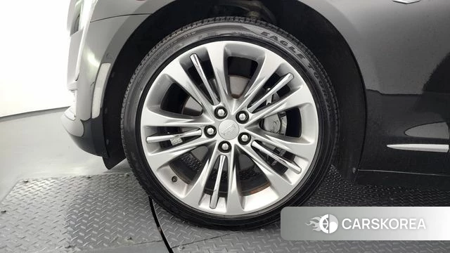 Cadillac CT6 id 3867226 из Кореи 15