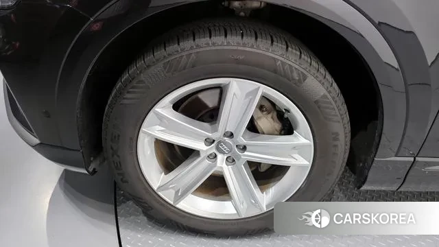 Audi Q8 (4M) id 3003311 из Кореи 15