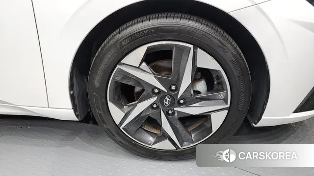 Hyundai Avante (CN7) id 3372820 из Кореи 15