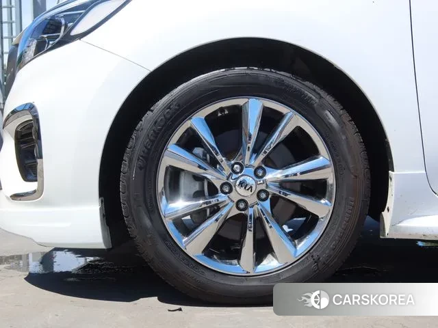 Kia The New Carnival id 2976811 из Кореи 15