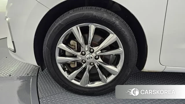 Kia The New Carnival id 3302947 из Кореи 15