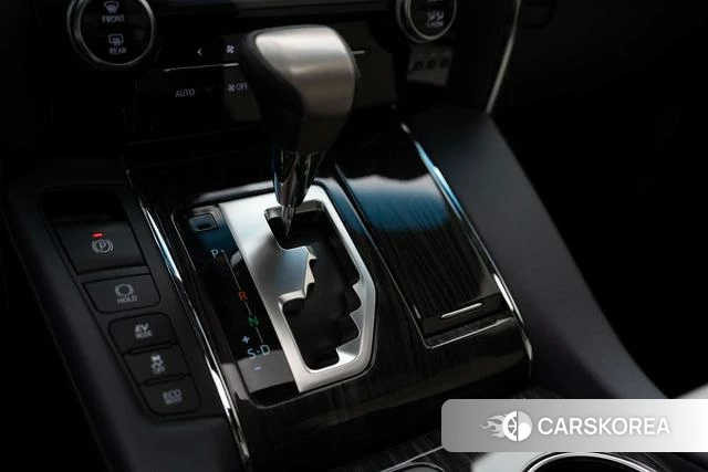 Lexus LM id 4353697 из Китая 12