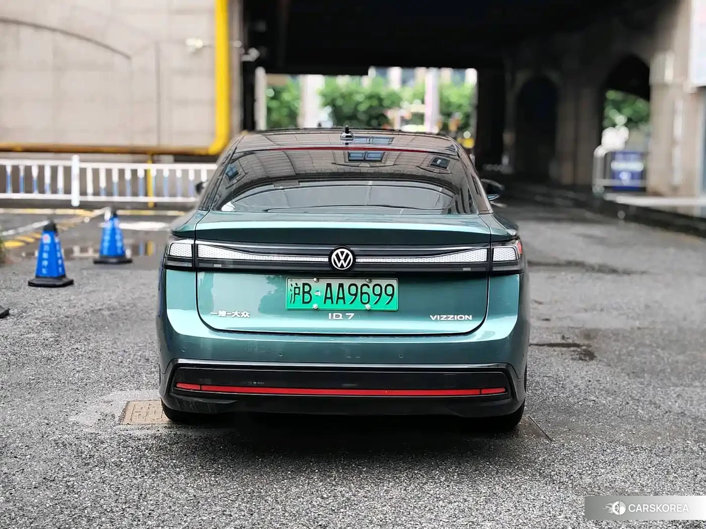 Volkswagen ID.7 VIZZION 2024 Зеленый из Китая, фото 5