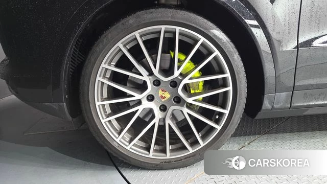 Porsche Cayenne (PO536) id 4603097 из Кореи 15