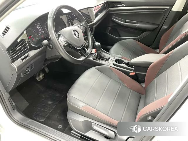 Volkswagen Bora id 4359405 из Китая 14
