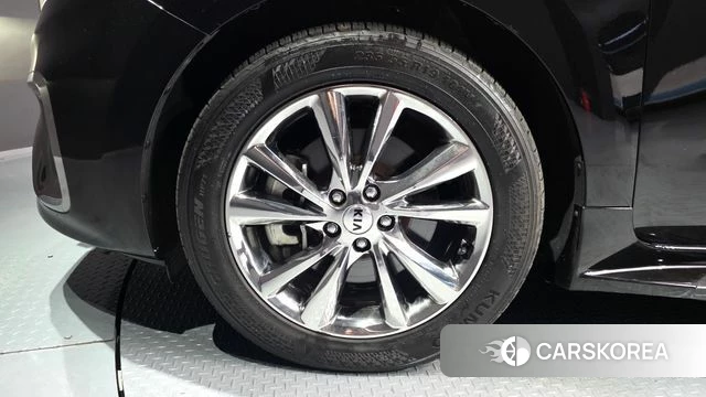Kia The New Carnival id 4390454 из Кореи 30