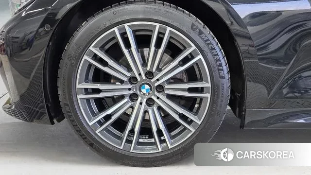 BMW 3 Series (G20) id 3702633 из Кореи 15