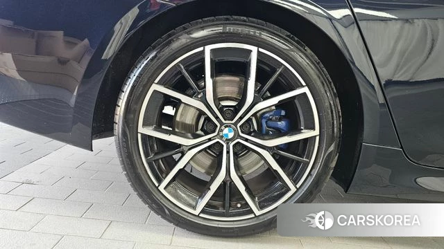 BMW 5 Series (G30) id 4917594 из Кореи 29
