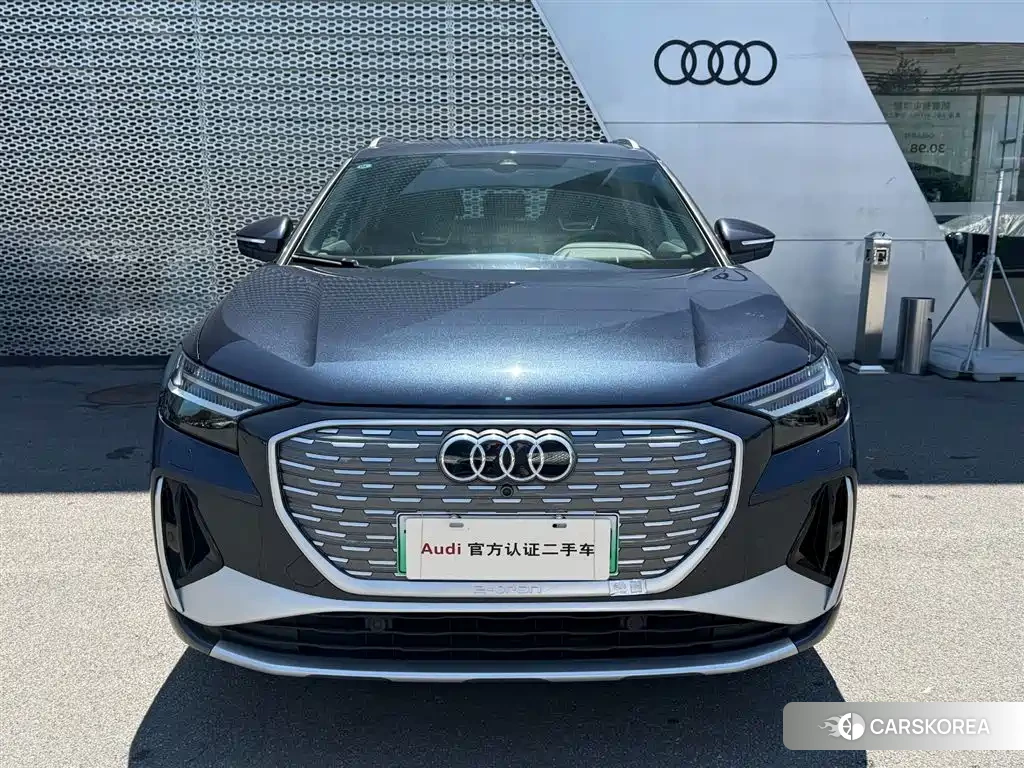 Audi Q4 2024 Синий из Китая, фото 5