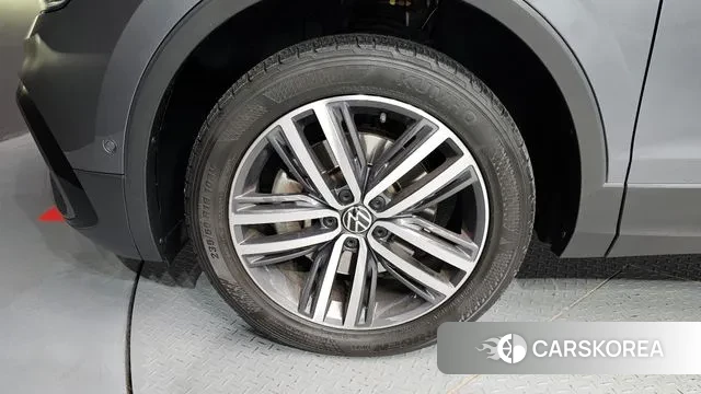 Volkswagen Tiguan Allspace id 3512700 из Кореи 15