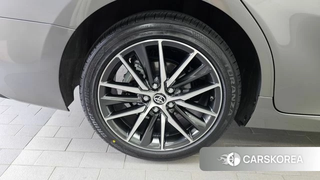 Toyota Camry (XV70) id 4670478 из Кореи 28