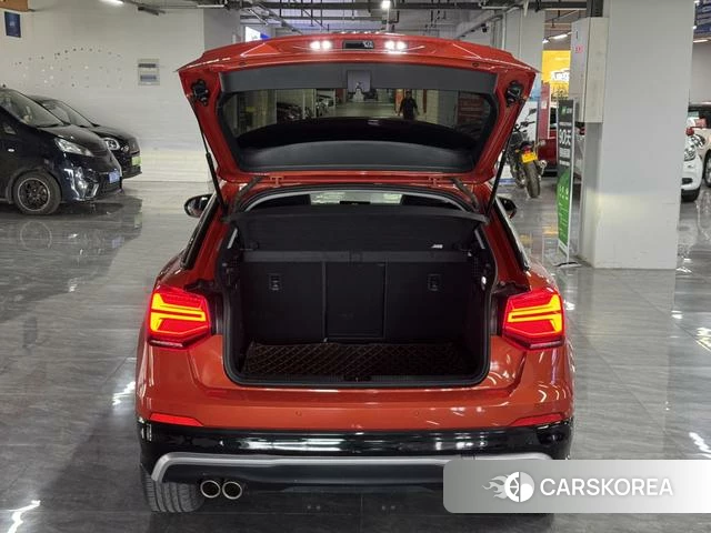Audi Q2L 2020 Оранжевый из Китая, фото 5
