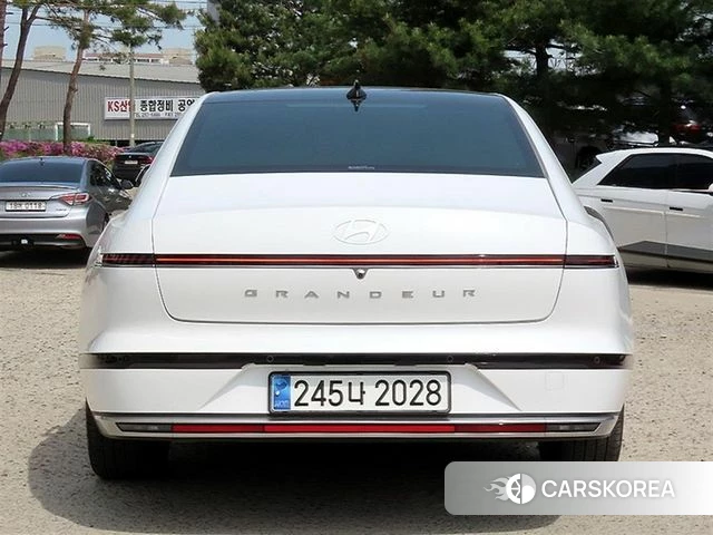 Hyundai Grandeur (GN7) id 4201366 из Кореи 15
