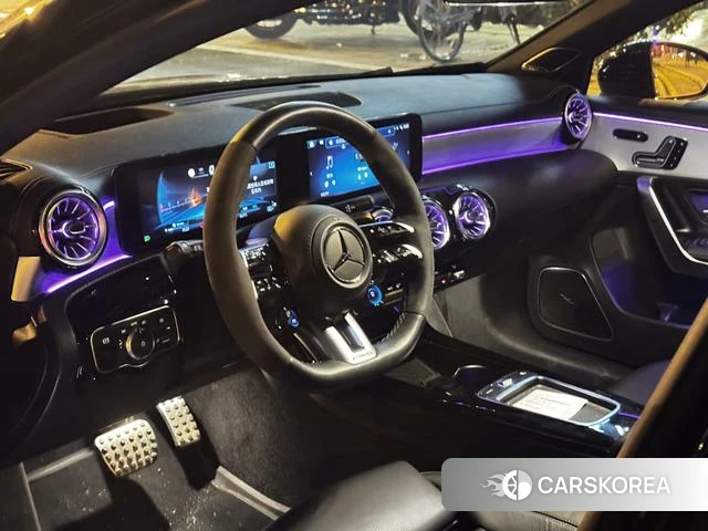 Mercedes-Benz Class A AMG (imported) 2024 Черный из Китая, фото 5