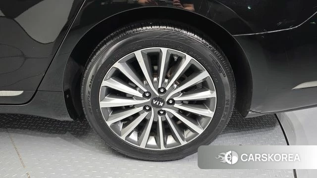 Kia Come New K7 id 3966408 из Кореи 15