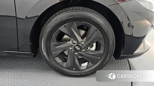 Hyundai Avante Hybrid (CN7) id 3202284 из Кореи 15