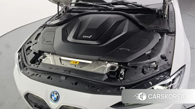 BMW i4 id 3625442 из Кореи 15