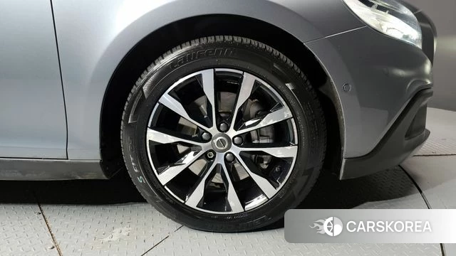 Volvo V40 Cross-Country id 3845460 из Кореи 15