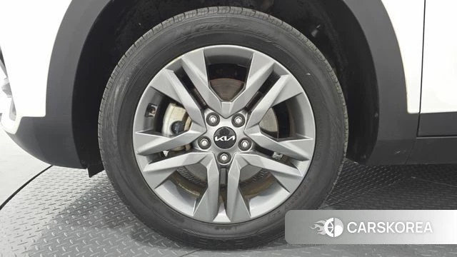 Kia Seltos id 4793447 из Кореи 29