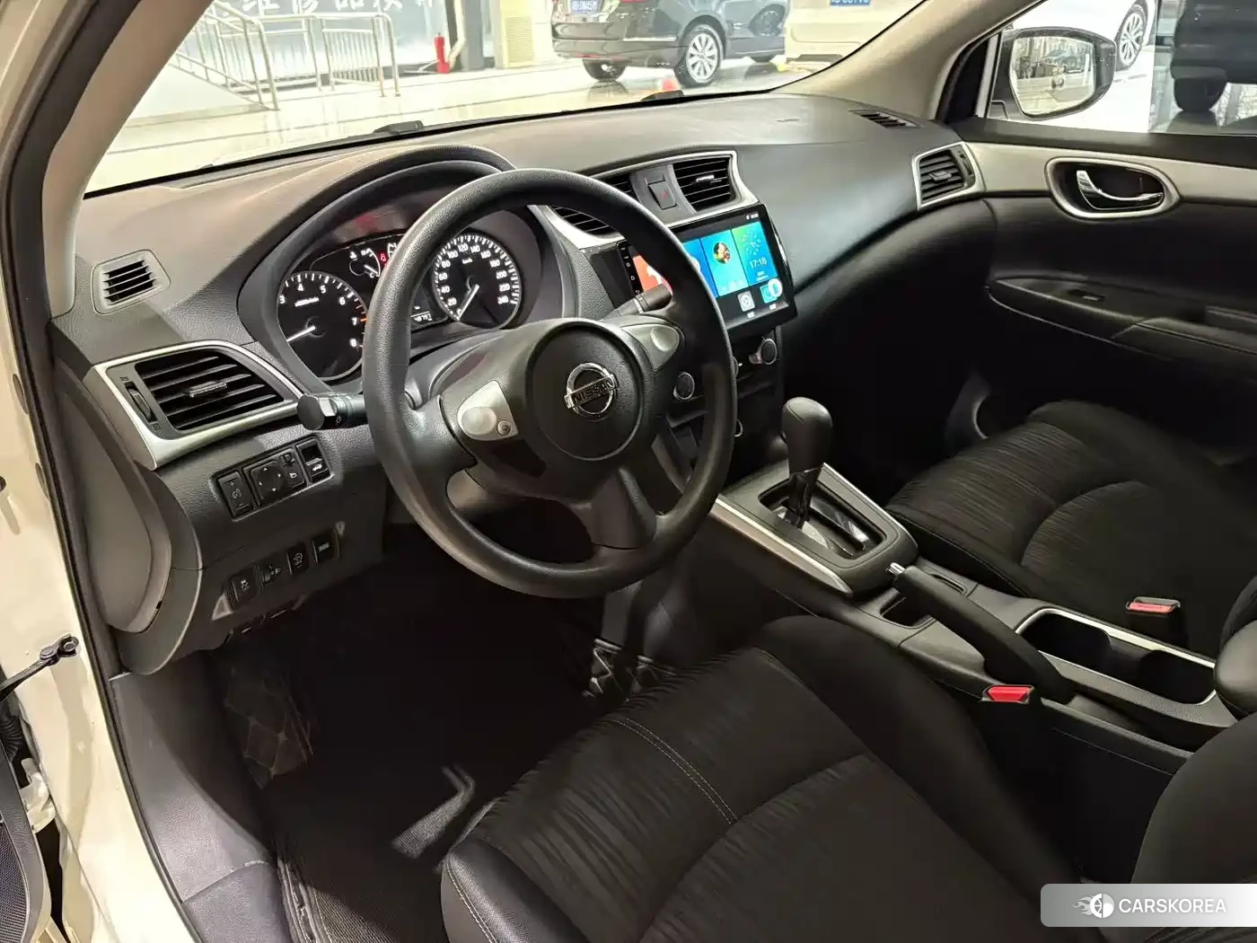 Nissan Sylphy 2024 Белый из Китая, фото 5