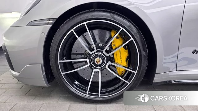 Porsche 911(992) id 3903896 из Кореи 15