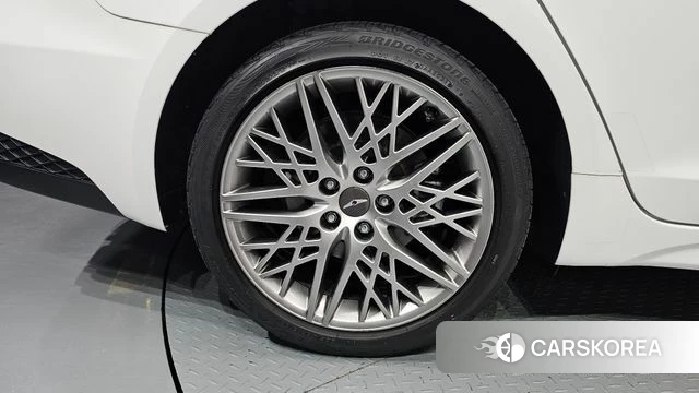 Genesis The New G70 id 4624886 из Кореи 25