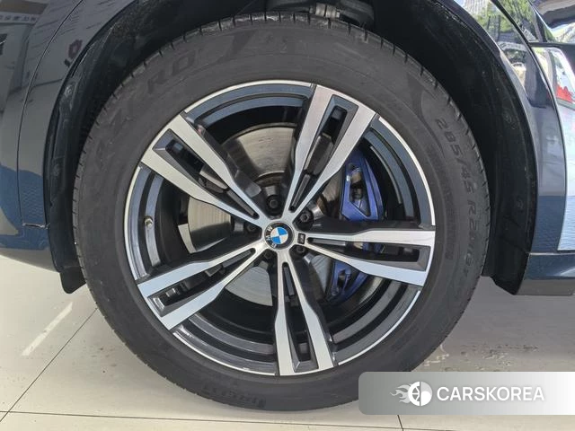 BMW X7 id 4359479 из Китая 21
