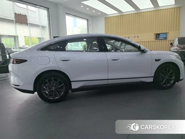 BYD Qin L EV id 4182700 из Китая 8