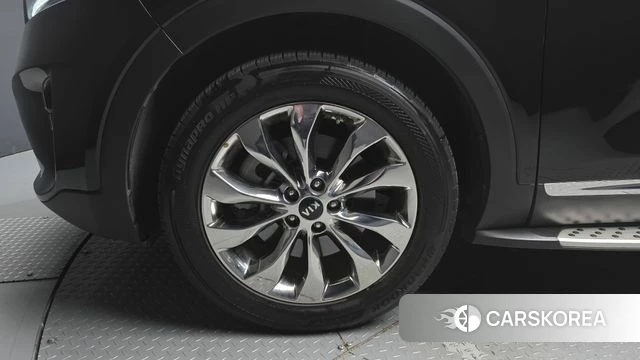 Kia The New Sorento id 3937132 из Кореи 15