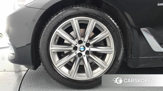 BMW 5 Series (G30) id 4626196 из Кореи 30