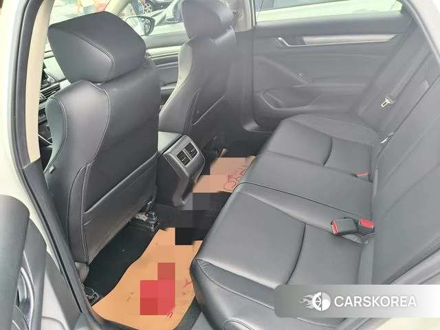 Honda Accord id 4348745 из Китая 9