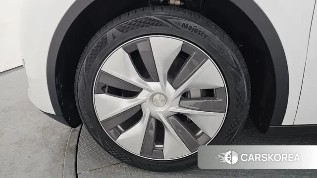 Tesla Model Y id 3585695 из Кореи 15