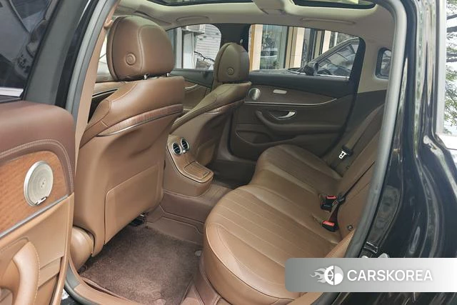 Mercedes-Benz E-class id 4275224 из Китая 12