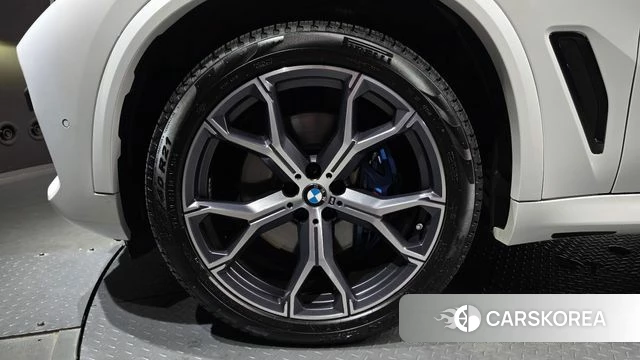 BMW X5 (G05) id 4443796 из Кореи 15