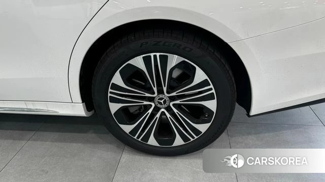 Mercedes-Benz E-Class W214 id 4853379 из Кореи 15
