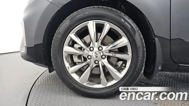 Kia The New Carnival id 2912121 из Кореи 15