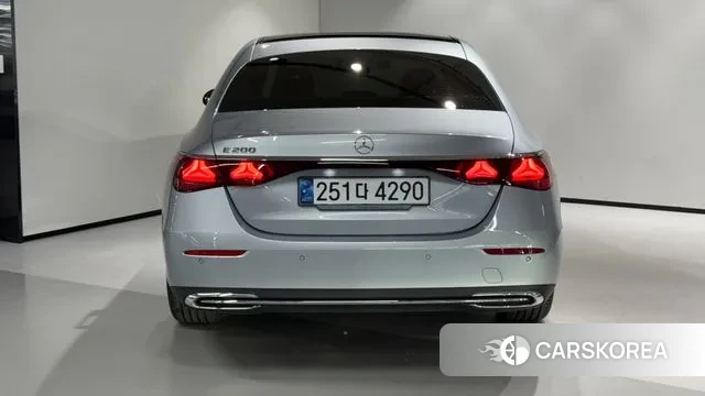 Mercedes-Benz E-Class W214 id 3347253 из Кореи 15