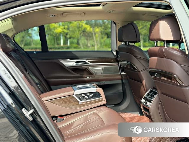 BMW 7 series id 4271490 из Китая 14