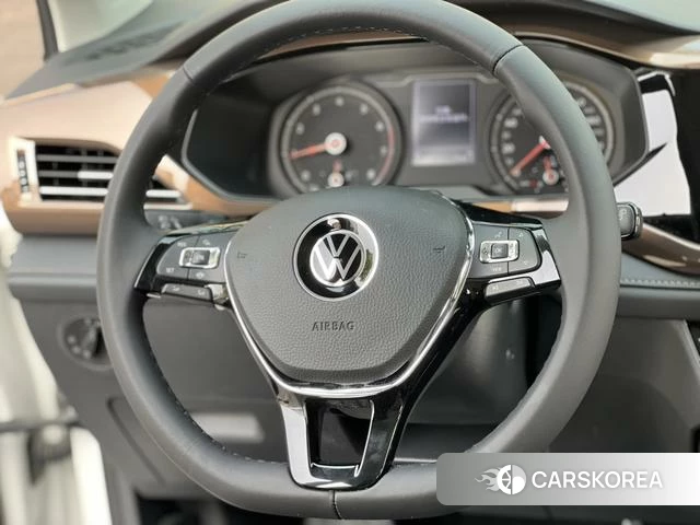Volkswagen Tuyue id 4239164 из Китая 17