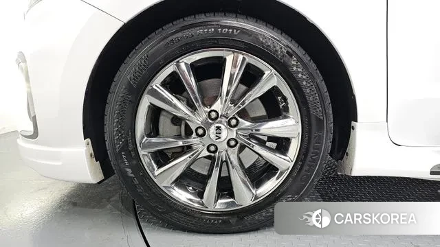 Kia The New Carnival id 3661783 из Кореи 15