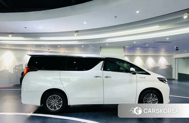 Toyota Elfa id 4358889 из Китая 16