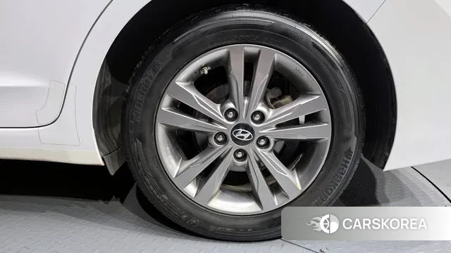 Hyundai Avante AD id 3563412 из Кореи 15