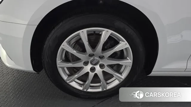 Audi A4 (B9) id 3789108 из Кореи 15