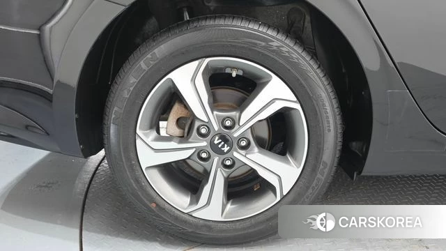 Kia Come New K3 id 4708887 из Кореи 27