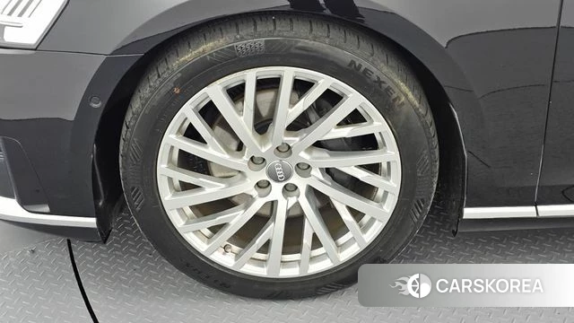 Audi A8 (D5) id 3942042 из Кореи 15