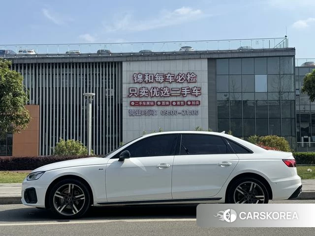 Audi A4L 2022 Белый из Китая, фото 6