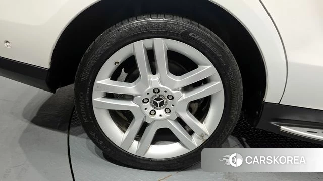 Mercedes-Benz GLE - Class W166 id 4363331 из Кореи 29
